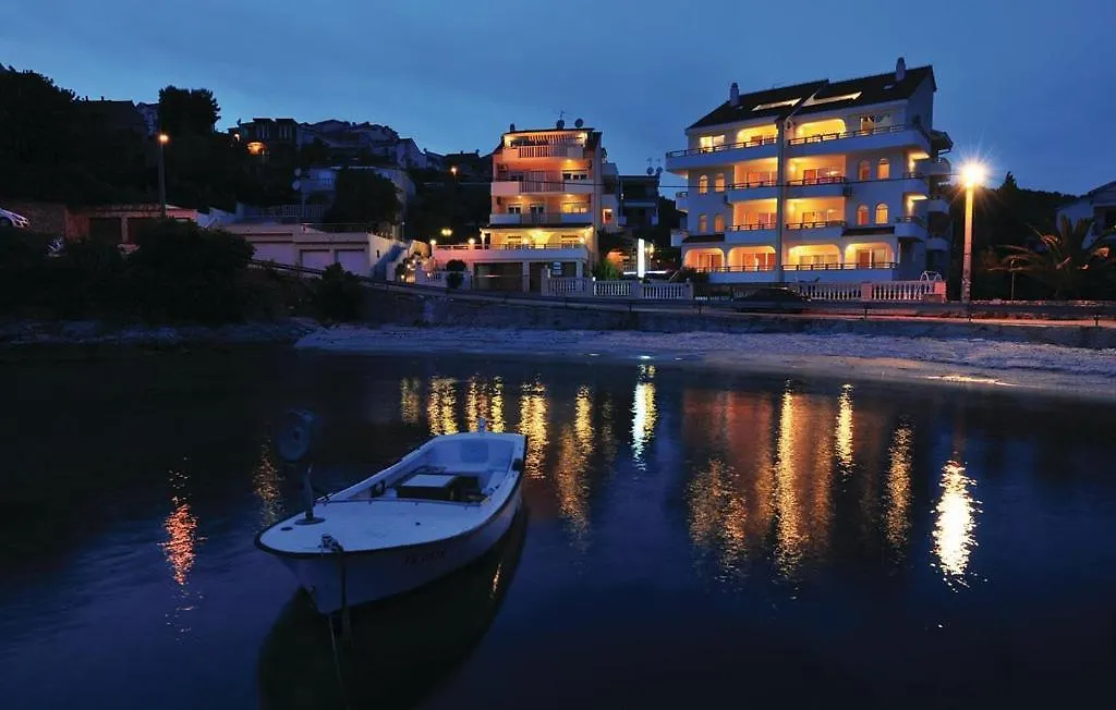 Sea View Apartments Sirena Okrug Gornji