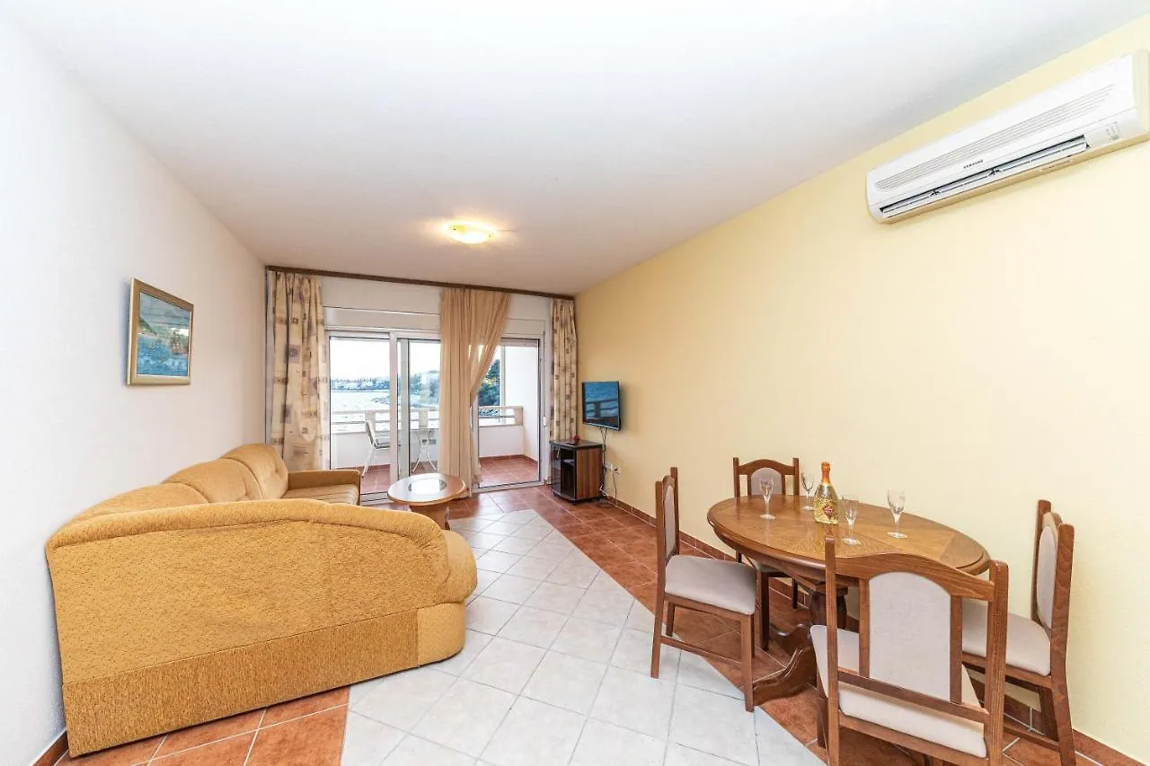 Sea View Apartments Sirena Okrug Gornji 0*,  Chorwacja
