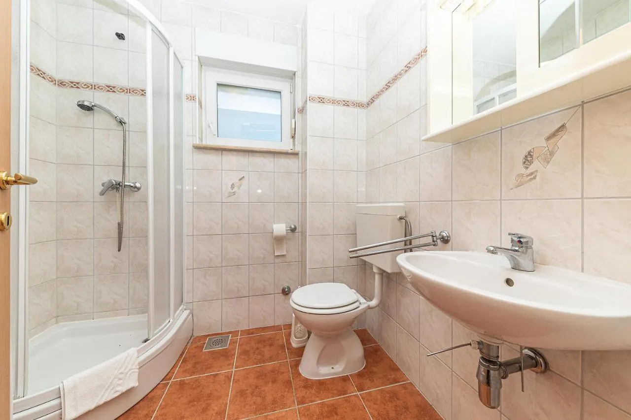 Sea View Apartments Sirena Okrug Gornji